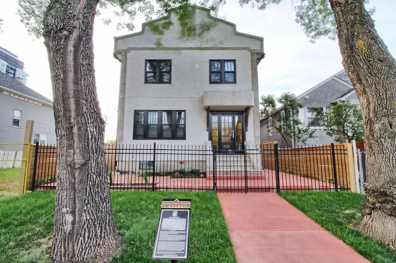 Апартаменты Brand New Dt 1 Bedroom Close To All Edmonton, Canada