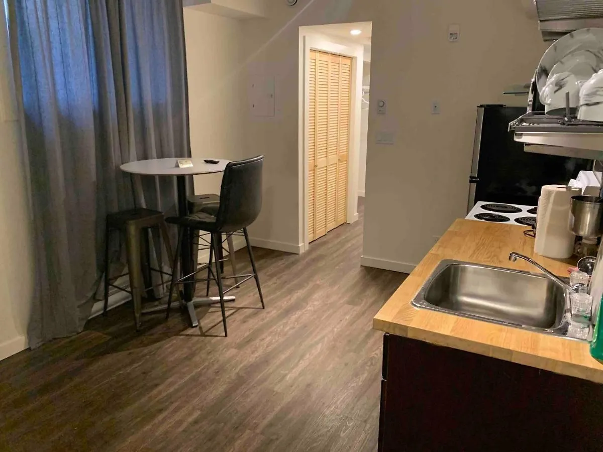 Brand New Dt 1 Bedroom Close To All Edmonton, Canada Edmonton