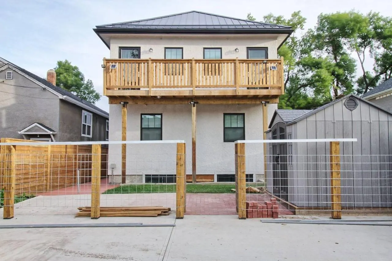 Daire Brand New Dt 1 Bedroom Close To All Edmonton, Canada